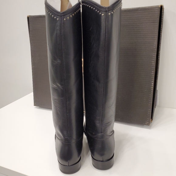 Frye Woman's Melissa Button Stud Black Leather Boot US 6.5M - Picture 5 of 9